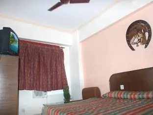 Hotel Viren Sofitel Agra  0*, Agra (Uttar Pradesh)